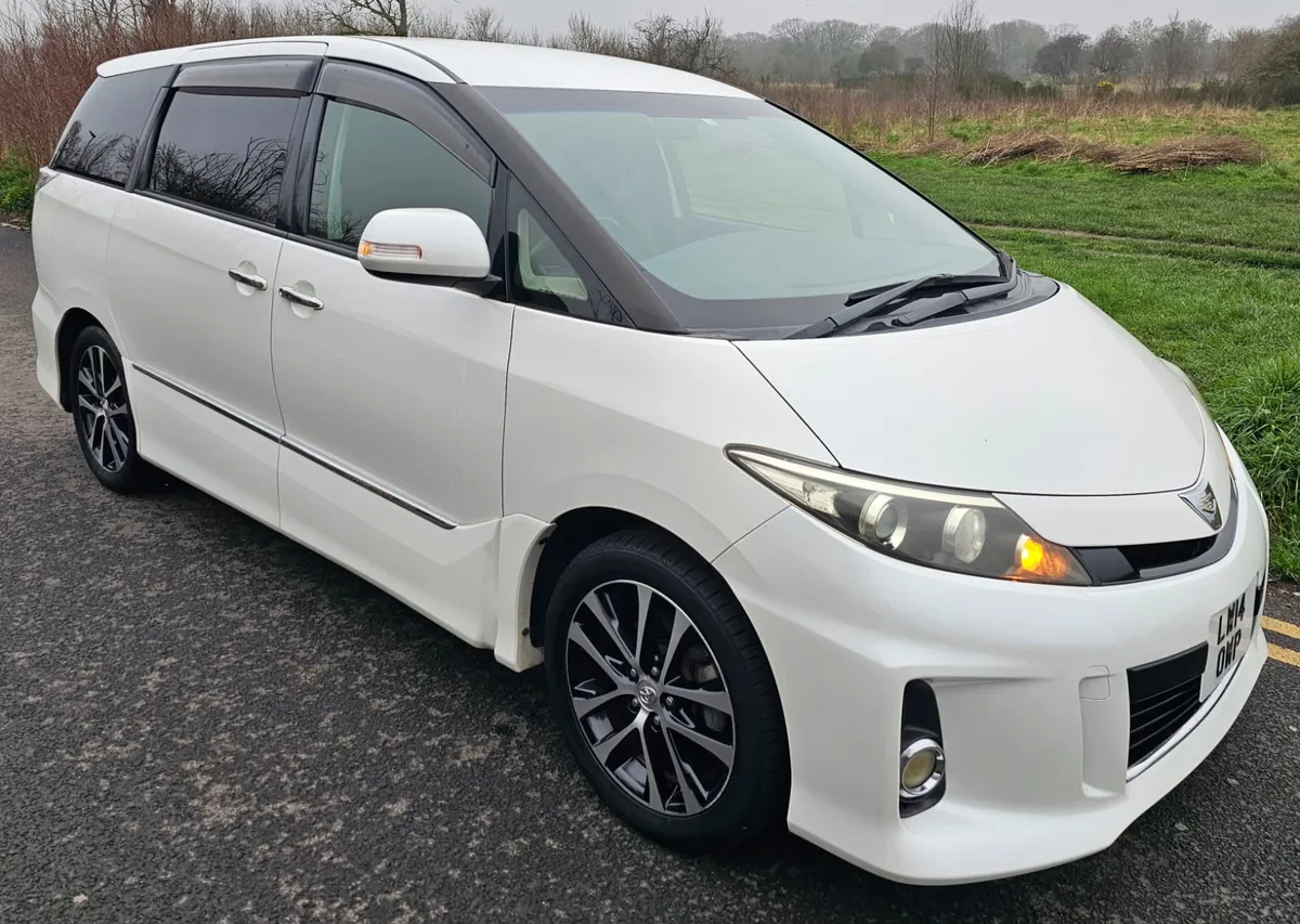Toyota Estima Aeras
